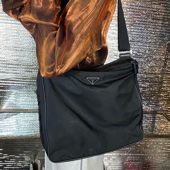 Prada Zip Messenger Bag - Picture 4 of 4